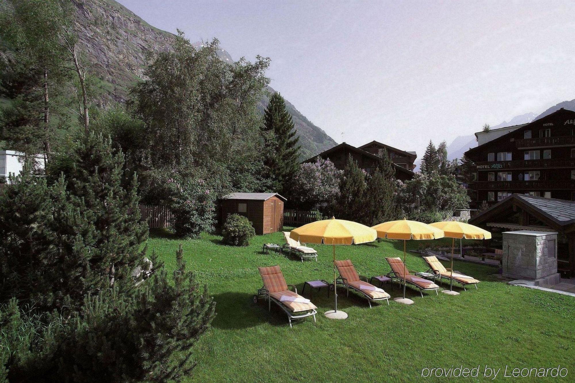 Hotel Alfa Zermatt Bagian luar foto