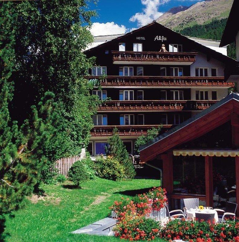 Hotel Alfa Zermatt Bagian luar foto