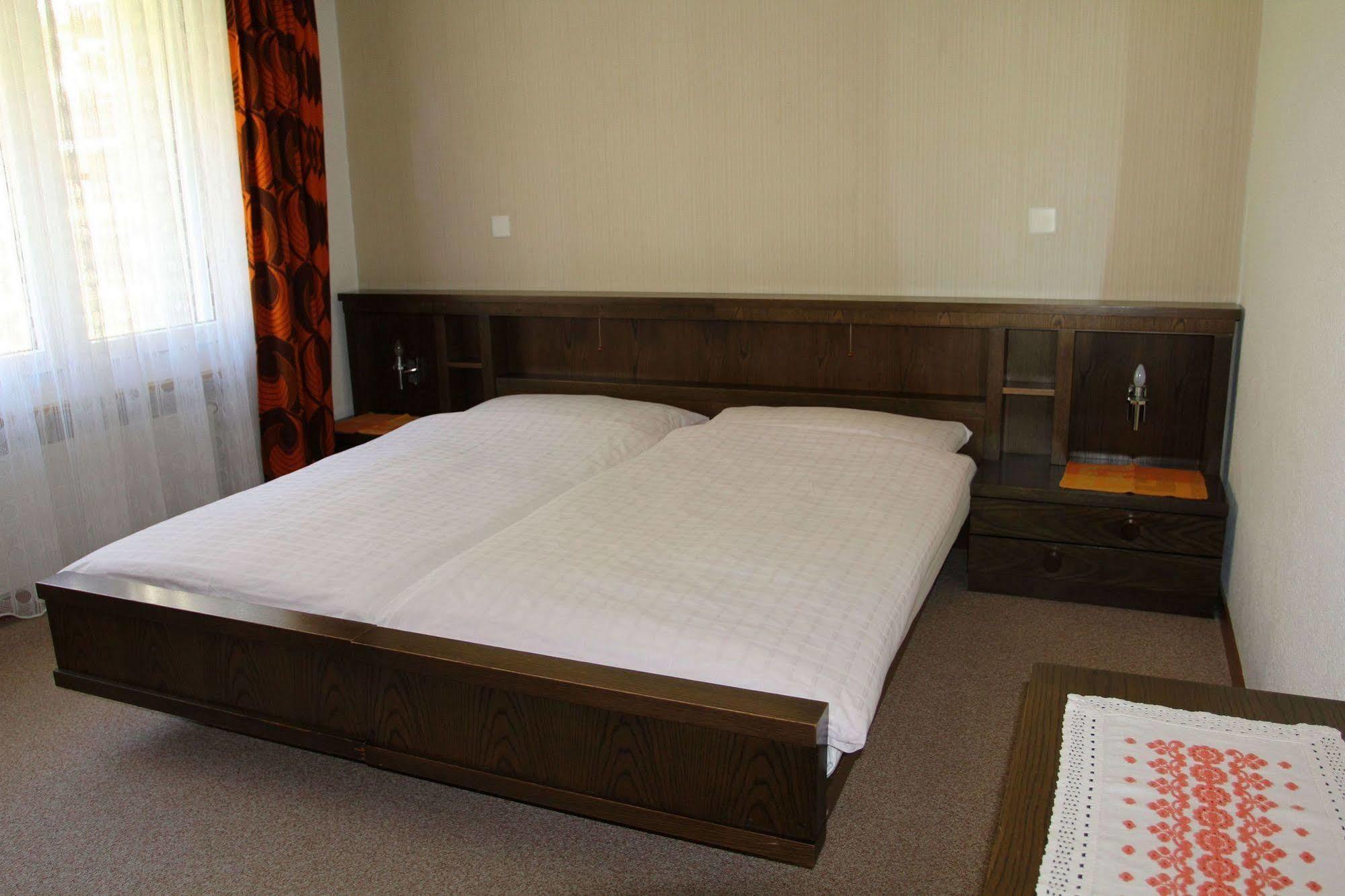 Hotel Alfa Zermatt Bagian luar foto